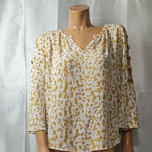 Gold‎ and Yellow Puff Sleeve Blouse with Relaxed Fit Size L